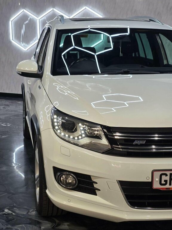 Volkswagen Tiguan 2.0 Tdi Bluemotion Tech Black #7