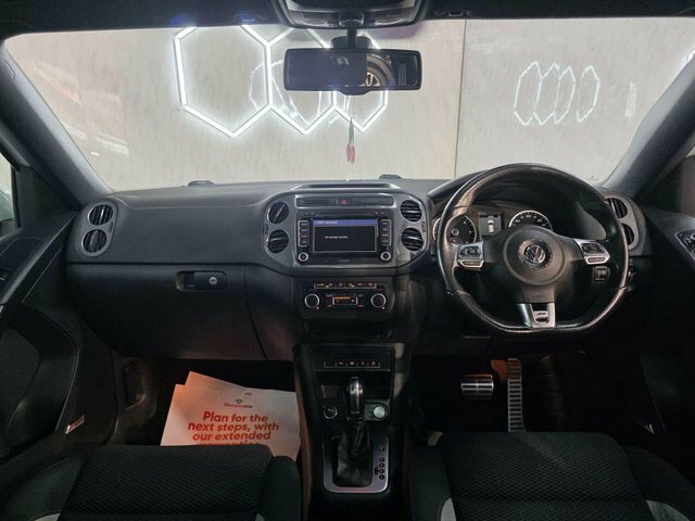 Volkswagen Tiguan 2.0 Tdi Bluemotion Tech Black #15