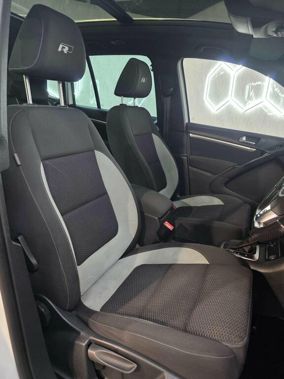 Volkswagen Tiguan 2.0 Tdi Bluemotion Tech Black #11