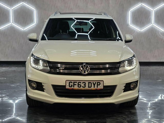 Volkswagen Tiguan 2.0 Tdi Bluemotion Tech Black #2