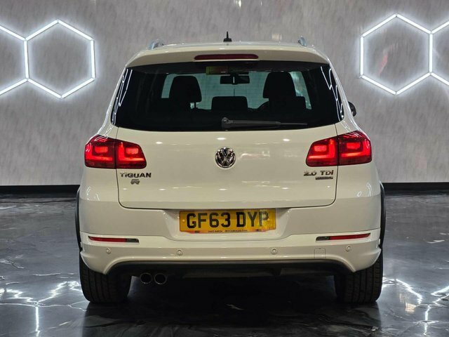 Volkswagen Tiguan 2.0 Tdi Bluemotion Tech Black #5
