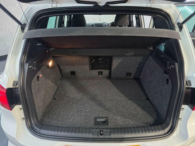 Volkswagen Tiguan 2.0 Tdi Bluemotion Tech Black #24