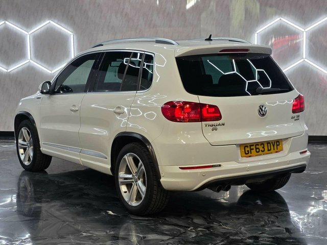 Volkswagen Tiguan 2.0 Tdi Bluemotion Tech Black #6