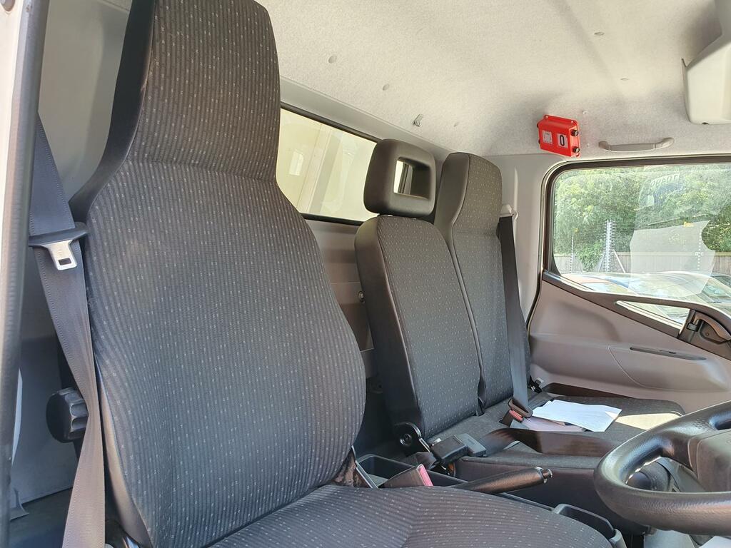 Mitsubishi Fuso Canter Diesel White #3