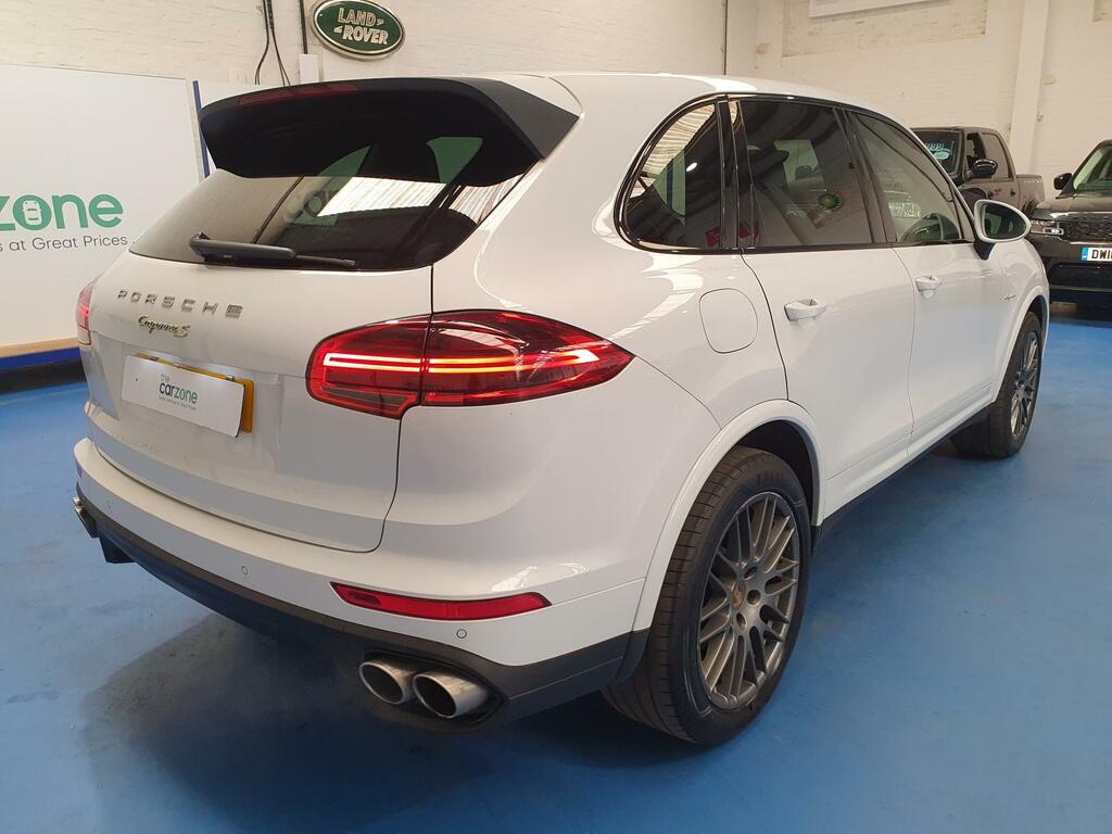 Porsche Cayenne Estate LH17BTY #3