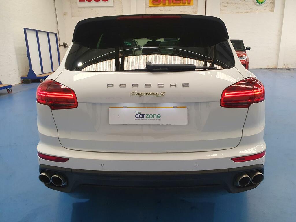 Porsche Cayenne Estate LH17BTY #4