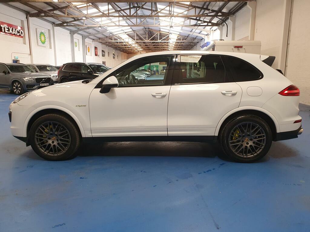 Porsche Cayenne Estate LH17BTY #6