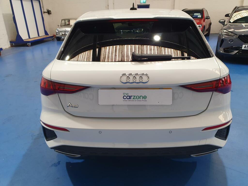 Audi A3 35 Tfsi Technik S Tronic White #4