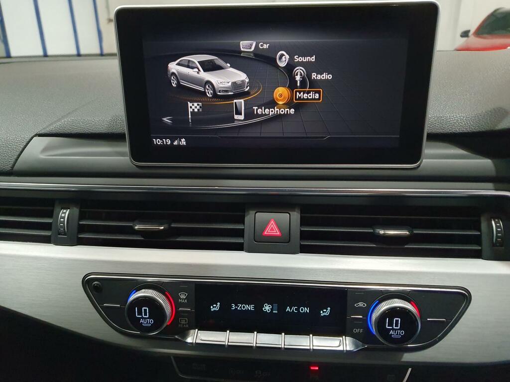 Audi A4 Tfsi Sport Black #13