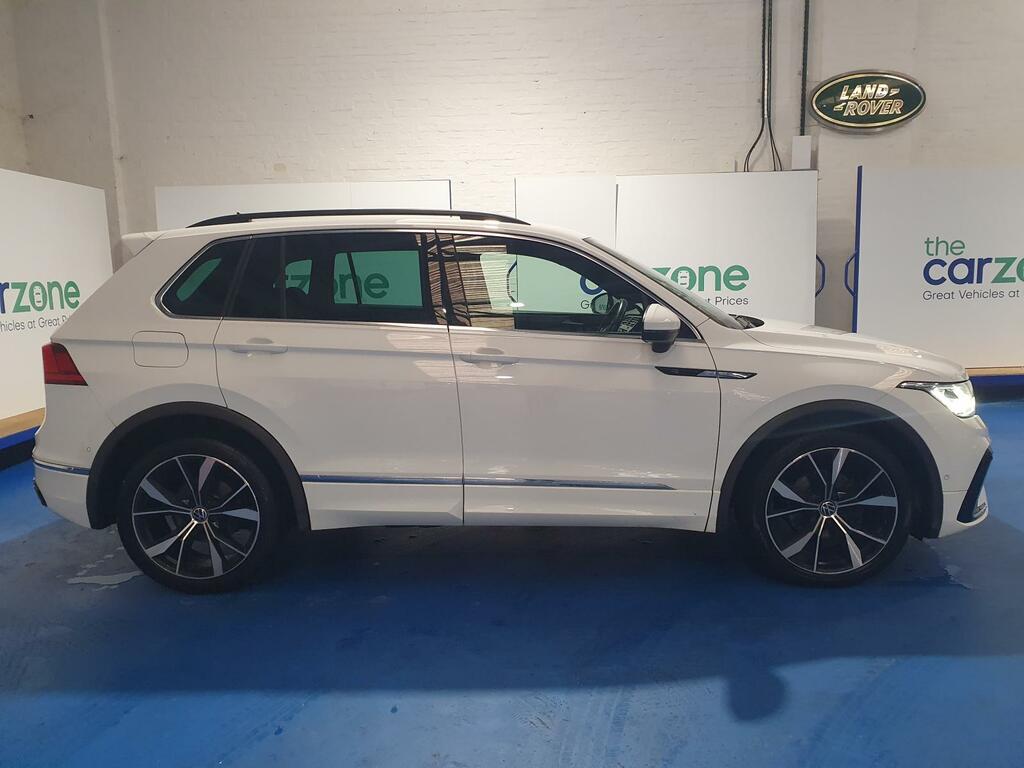Volkswagen Tiguan Tiguan R-line Tsi White #3