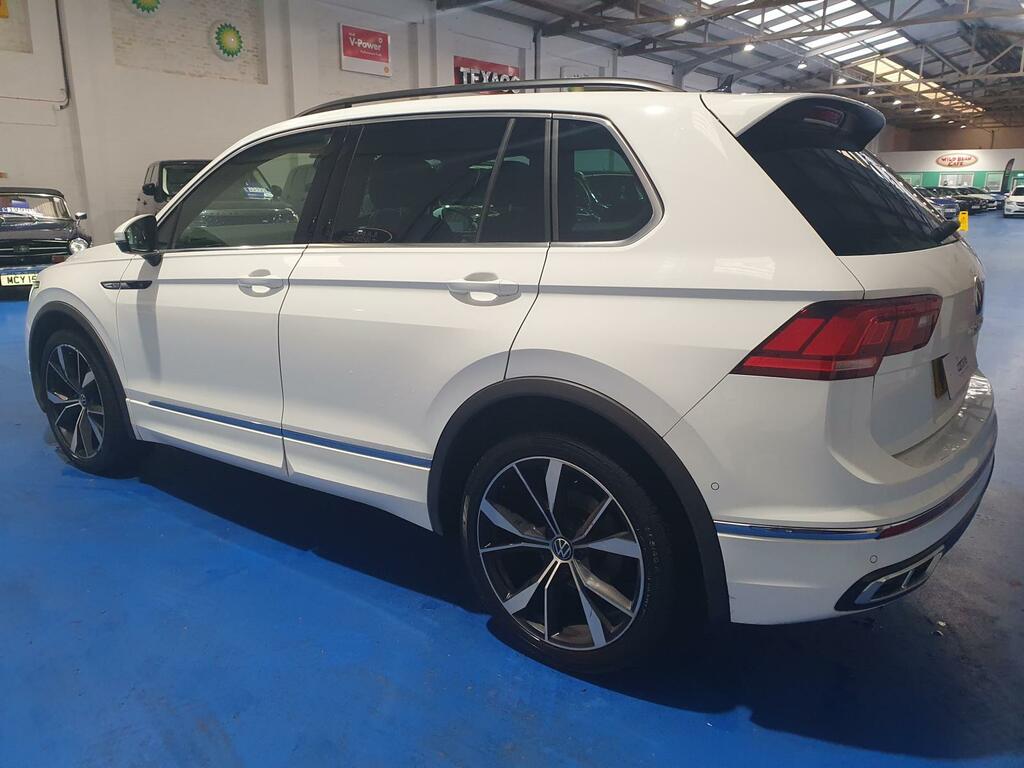 Volkswagen Tiguan Tiguan R-line Tsi White #6