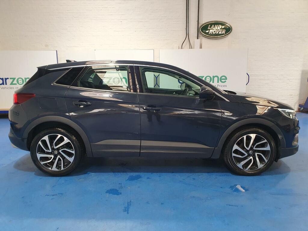 Vauxhall Grandland X Hatchback SC19HKJ #2