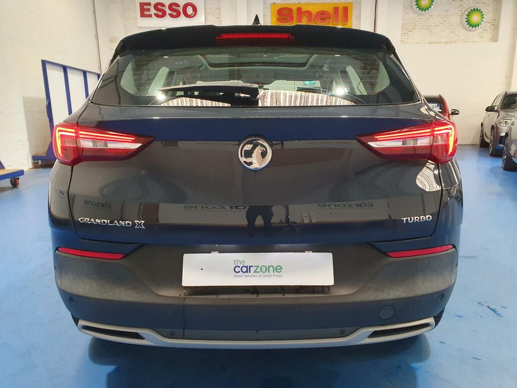 Vauxhall Grandland X Hatchback SC19HKJ #4