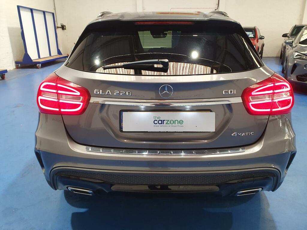 Mercedes-Benz GLA Class Gla220 Amg Line Premium Cdi 4Matic Grey #4