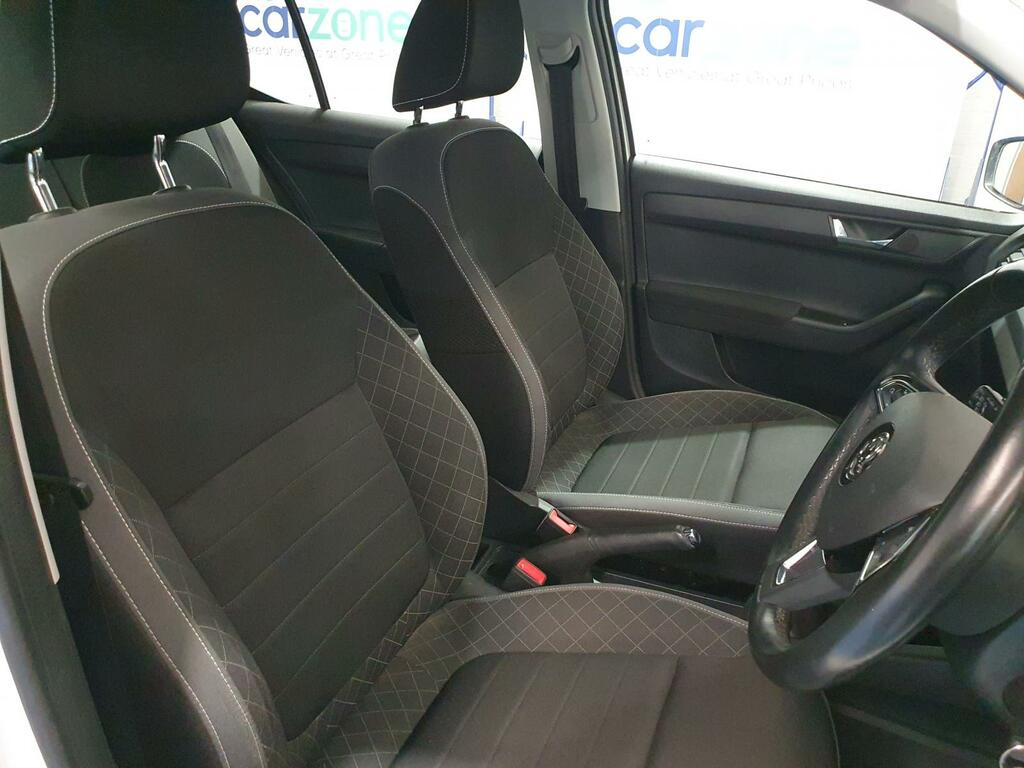 Skoda Fabia Redline Tsi White #9