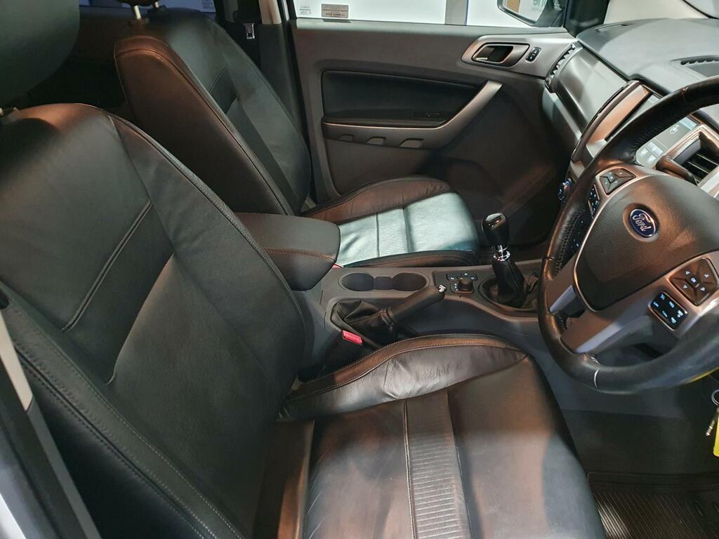 Ford Ranger 3.2 Limited 4X4 Dcb Tdci 197 Bhp Black #8