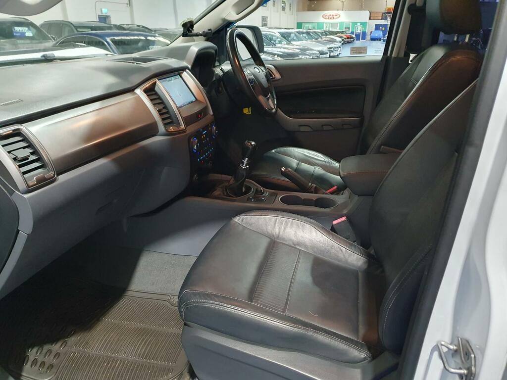 Ford Ranger 3.2 Limited 4X4 Dcb Tdci 197 Bhp Black #17
