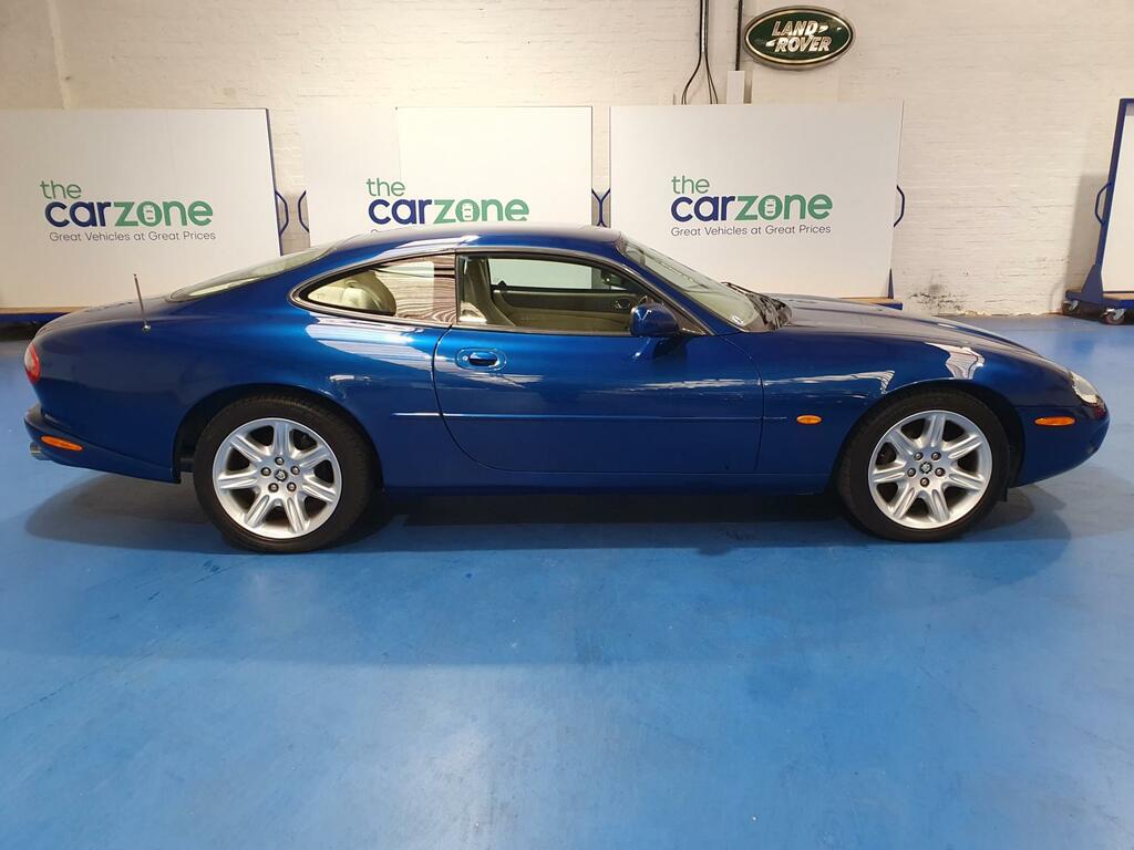 Jaguar XK8 Coupe  #2
