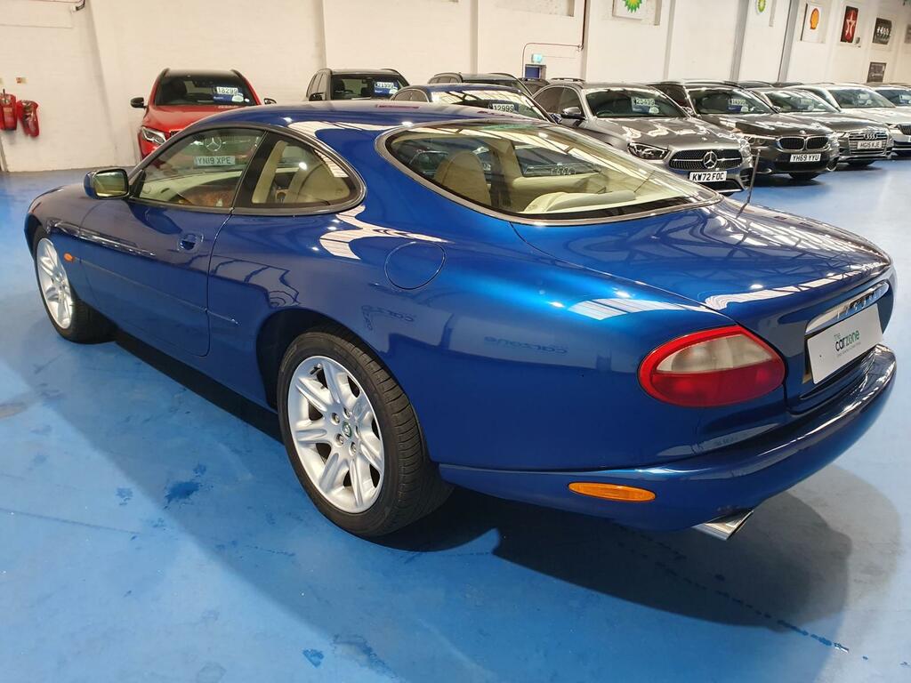 Jaguar XK8 Coupe  #4