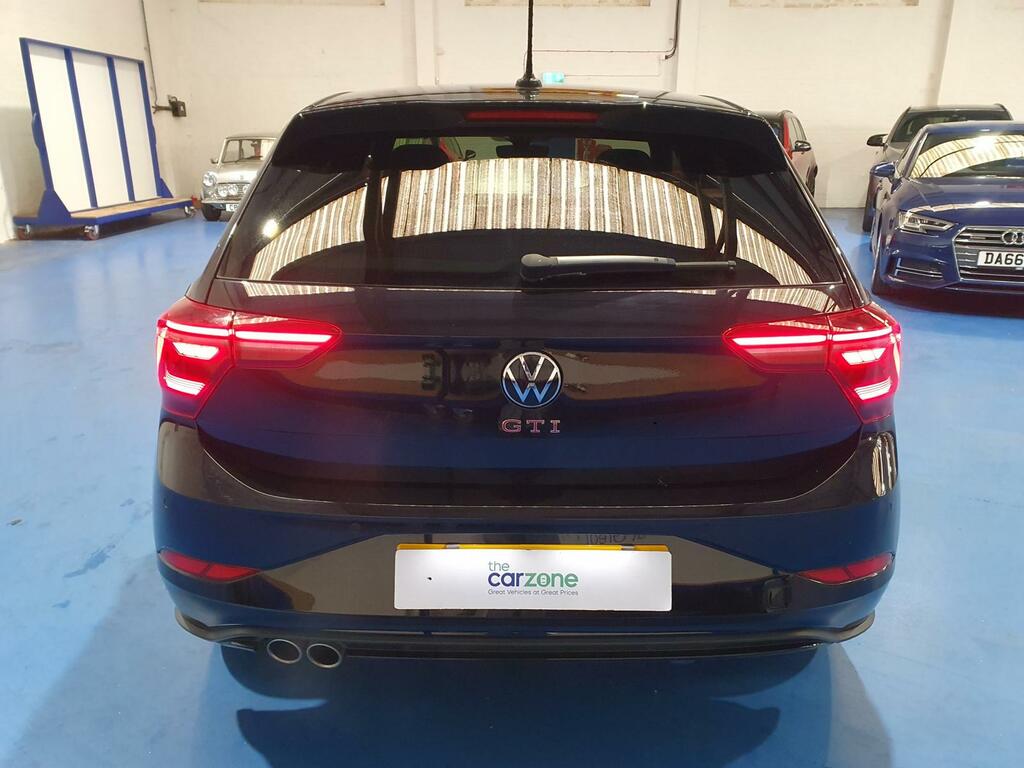 Volkswagen Polo Hatchback  #4