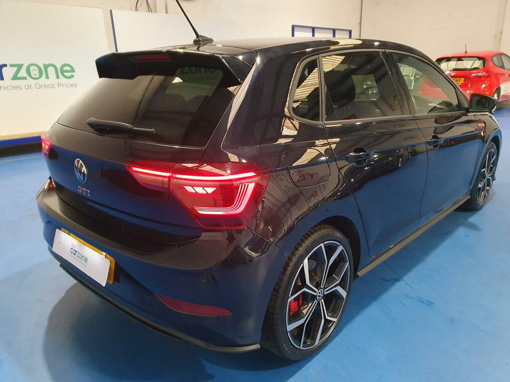 Volkswagen Polo Hatchback  #3
