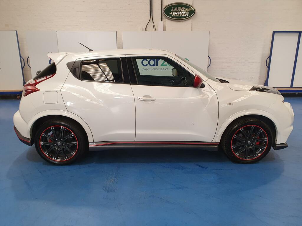 Nissan Juke Hatchback #2