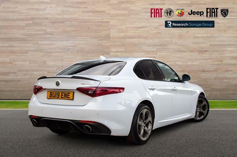 Alfa Romeo Giulia 2.0T Veloce Euro 6 Ss White #4