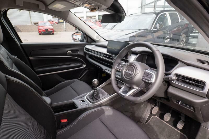 Jeep Avenger 1.2 Summit Euro 6 Ss Black #3