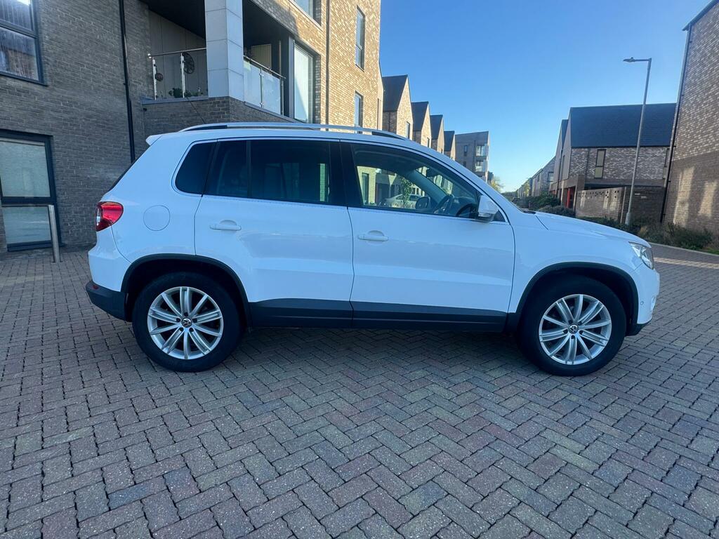 Volkswagen Tiguan  Grey #19