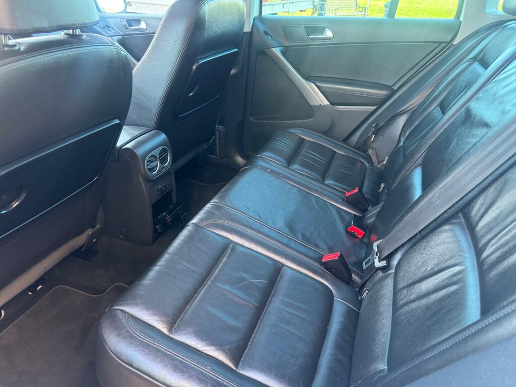 Volkswagen Tiguan  Grey #26