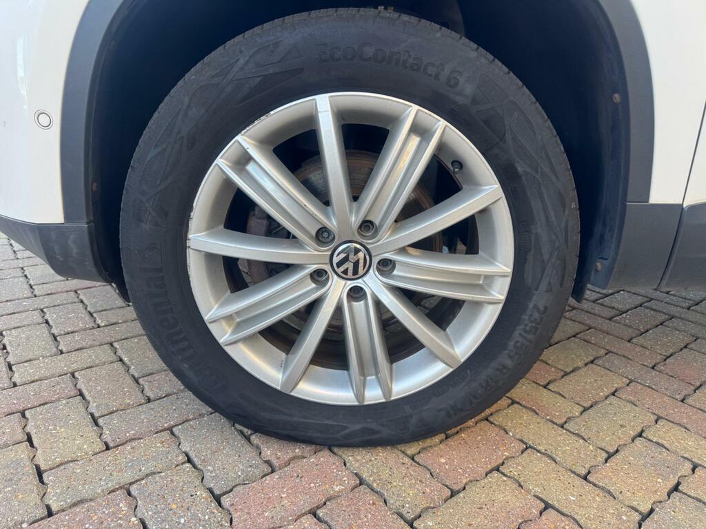 Volkswagen Tiguan  Grey #37