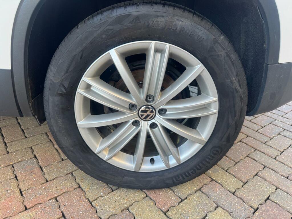Volkswagen Tiguan  Grey #36