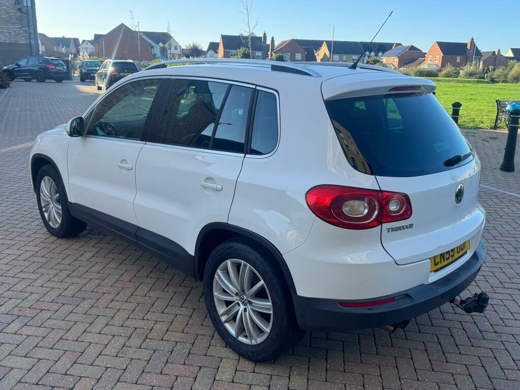 Volkswagen Tiguan  Grey #12