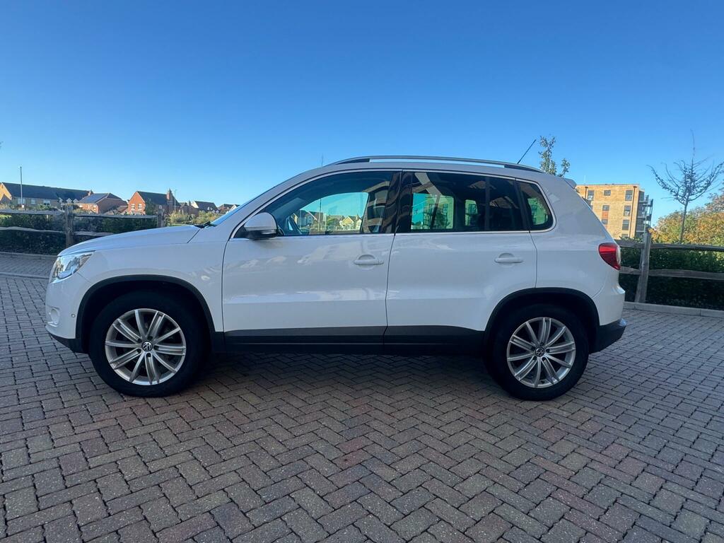 Volkswagen Tiguan  Grey #15