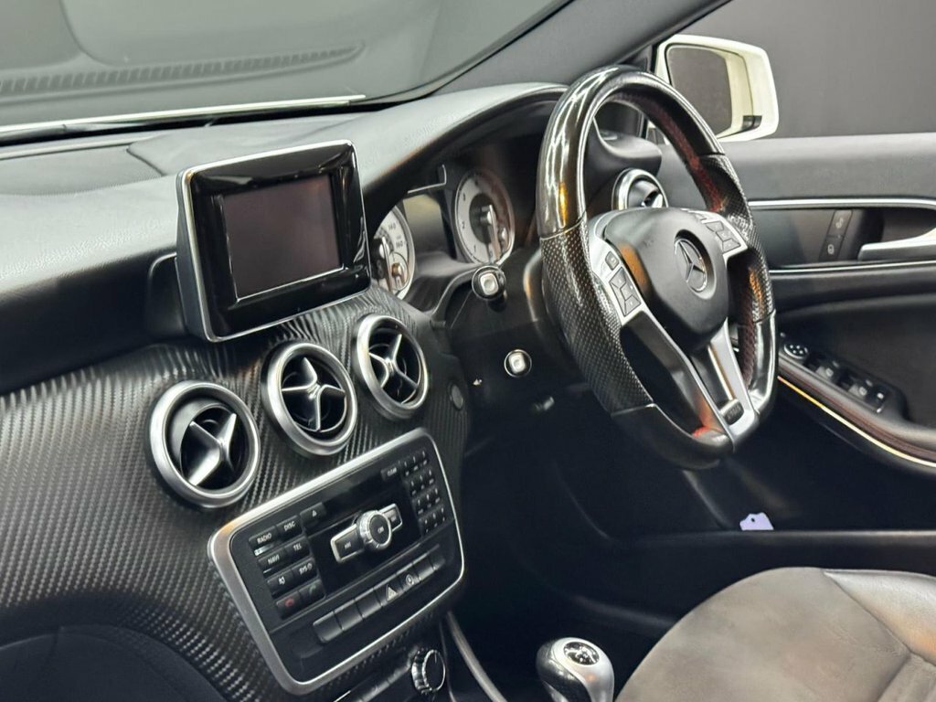 Mercedes-Benz A Class Hatchback Black #28
