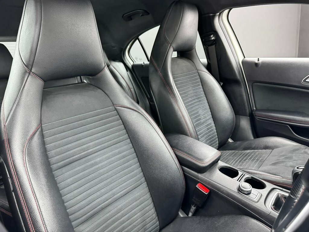Mercedes-Benz A Class 1.5L Amg Sport White #5