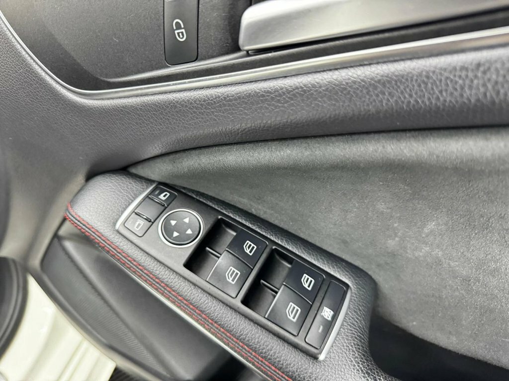 Mercedes-Benz A Class Hatchback Black #35