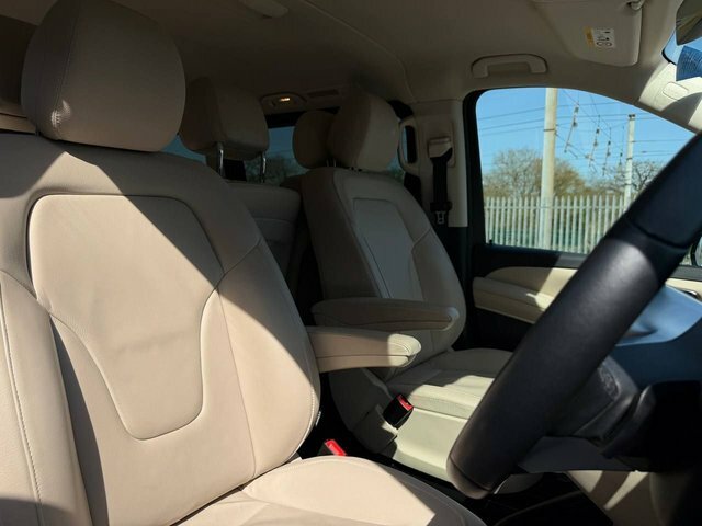 Mercedes-Benz V Class Sport D Black #10