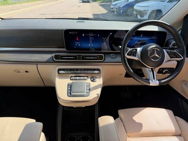 Mercedes-Benz V Class Sport D Black #25