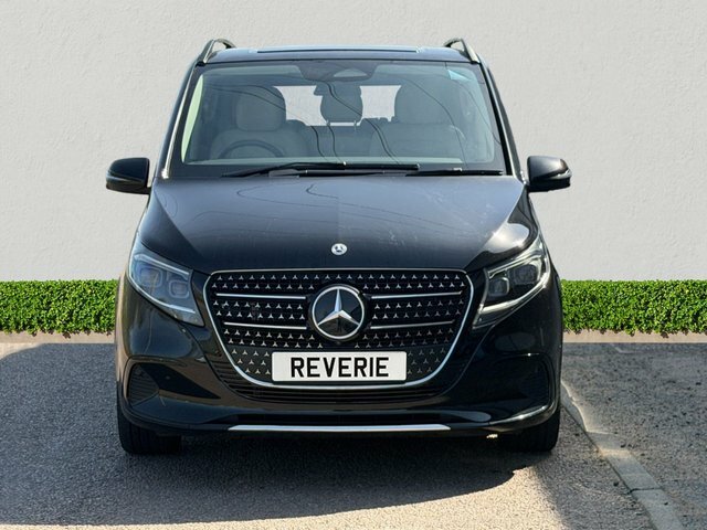 Mercedes-Benz V Class 2.0 V300d Premium Mpv G-tronic Euro 6 Black #2
