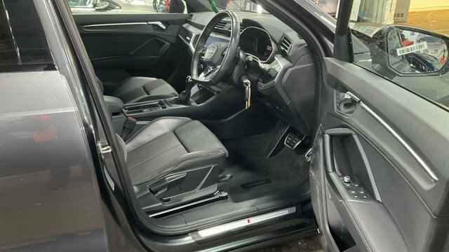 Audi Q3 1.5 Tfsi Cod 35 Black Edition Suv S Tro Grey #6