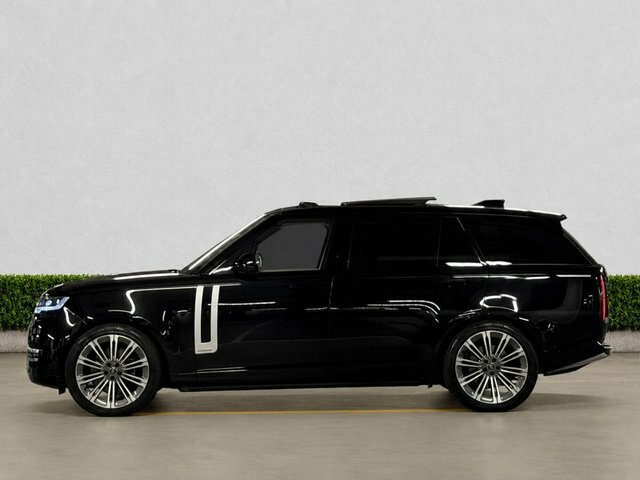 Land Rover Range Rover 4.4 P530 V8 Suv 4Wd Black #4