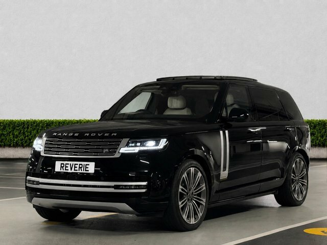 Land Rover Range Rover 4.4 P530 V8 Suv 4Wd Black #3