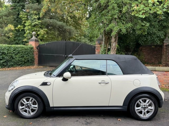 Mini Convertible 2014 1.6 One Convertible Euro 6 White