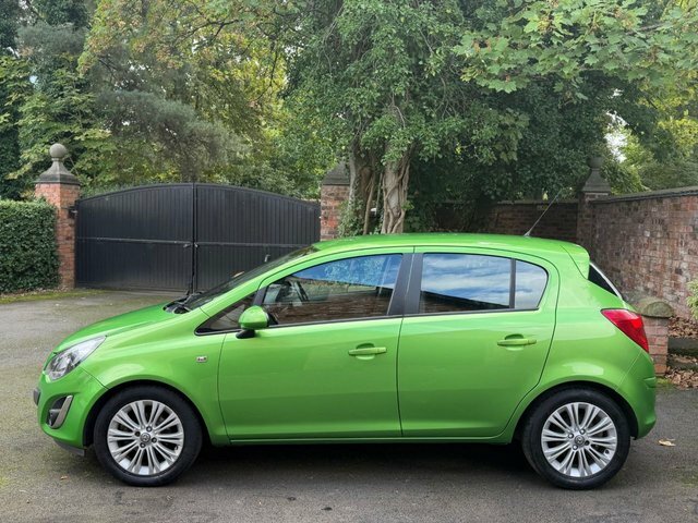 Vauxhall Corsa 2014 1.4 16V Se Hatchback Wide R Green #2