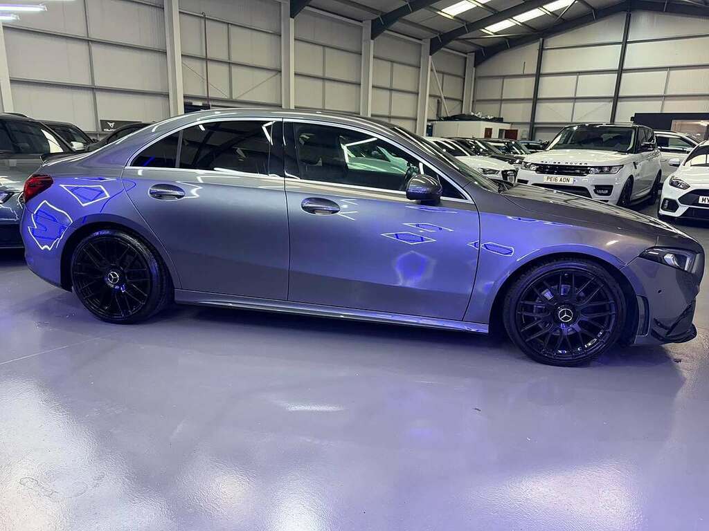 Mercedes-Benz A Class A180 Amg Line EA69TVC #5