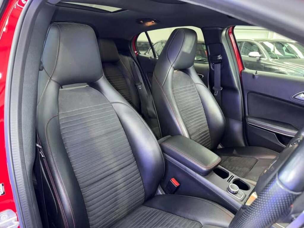 Mercedes-Benz GLA Class Gla200 Amg Line Edition 