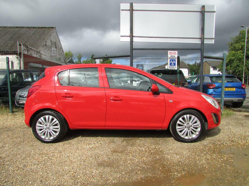Vauxhall Corsa Excite Red #2
