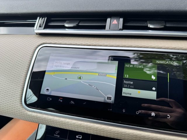 Land Rover Range Rover Velar Automatic Black #21