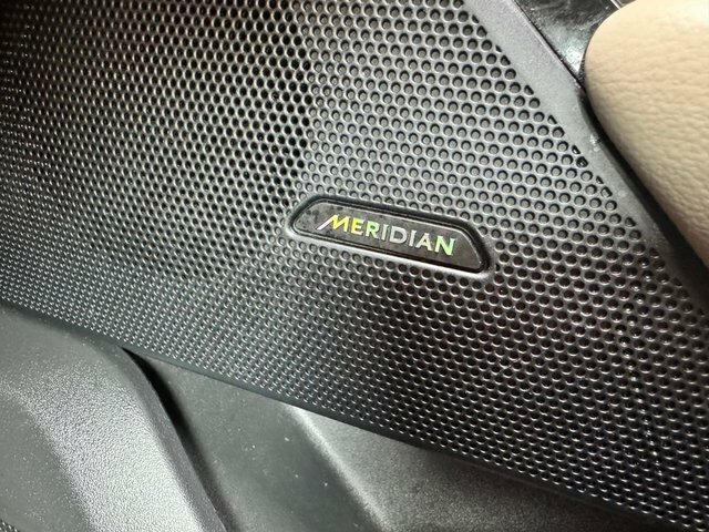 Land Rover Range Rover Velar Automatic Black #20